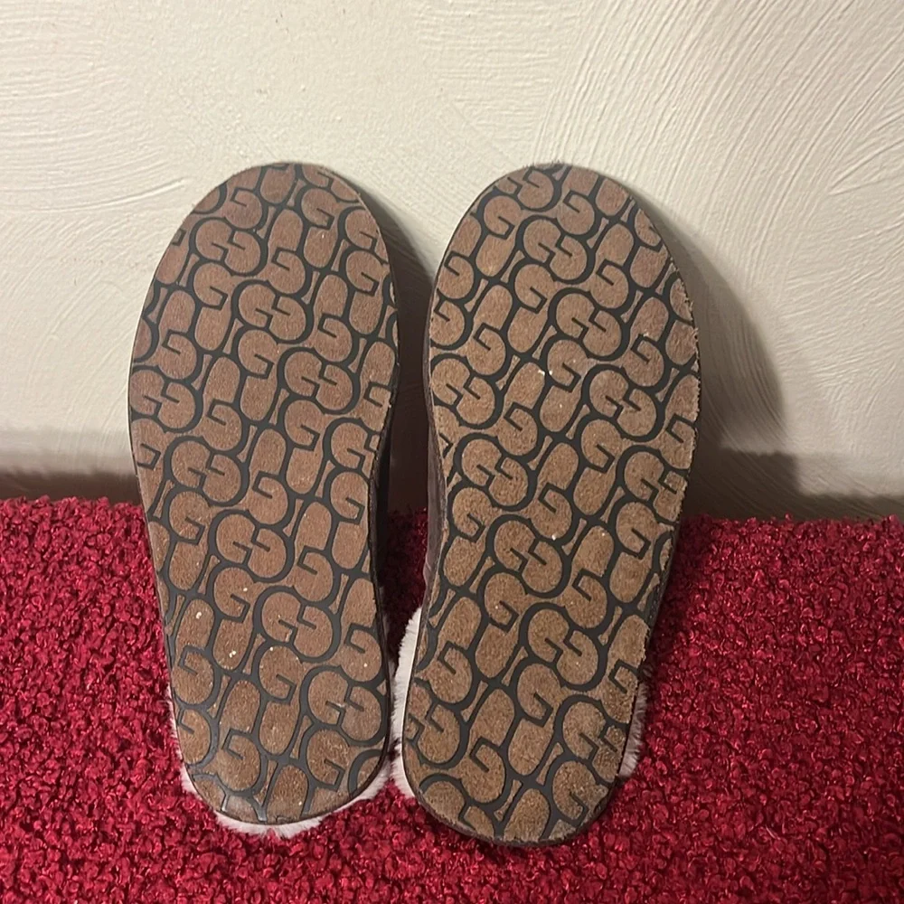 UGG Scuff Brown suede Slippers Size 11 - Picture 12 of 13
